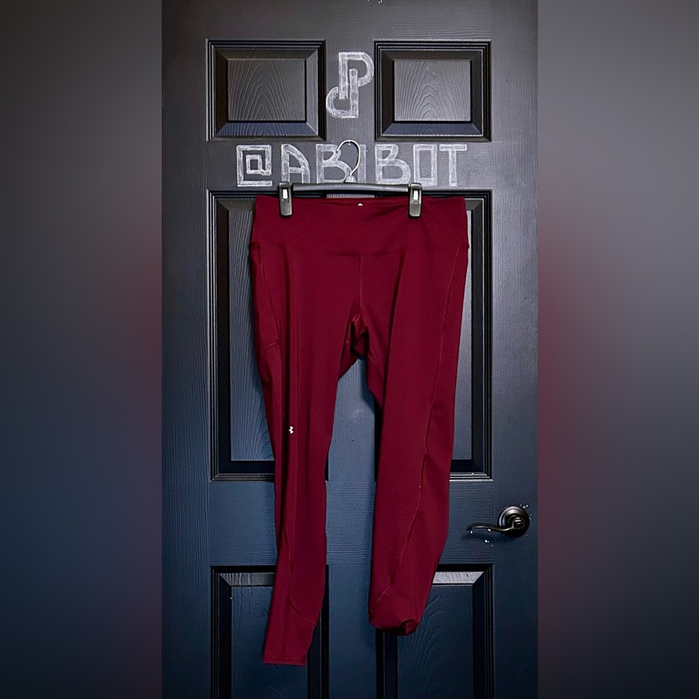 Under Armor Rush Burgundy Leggings